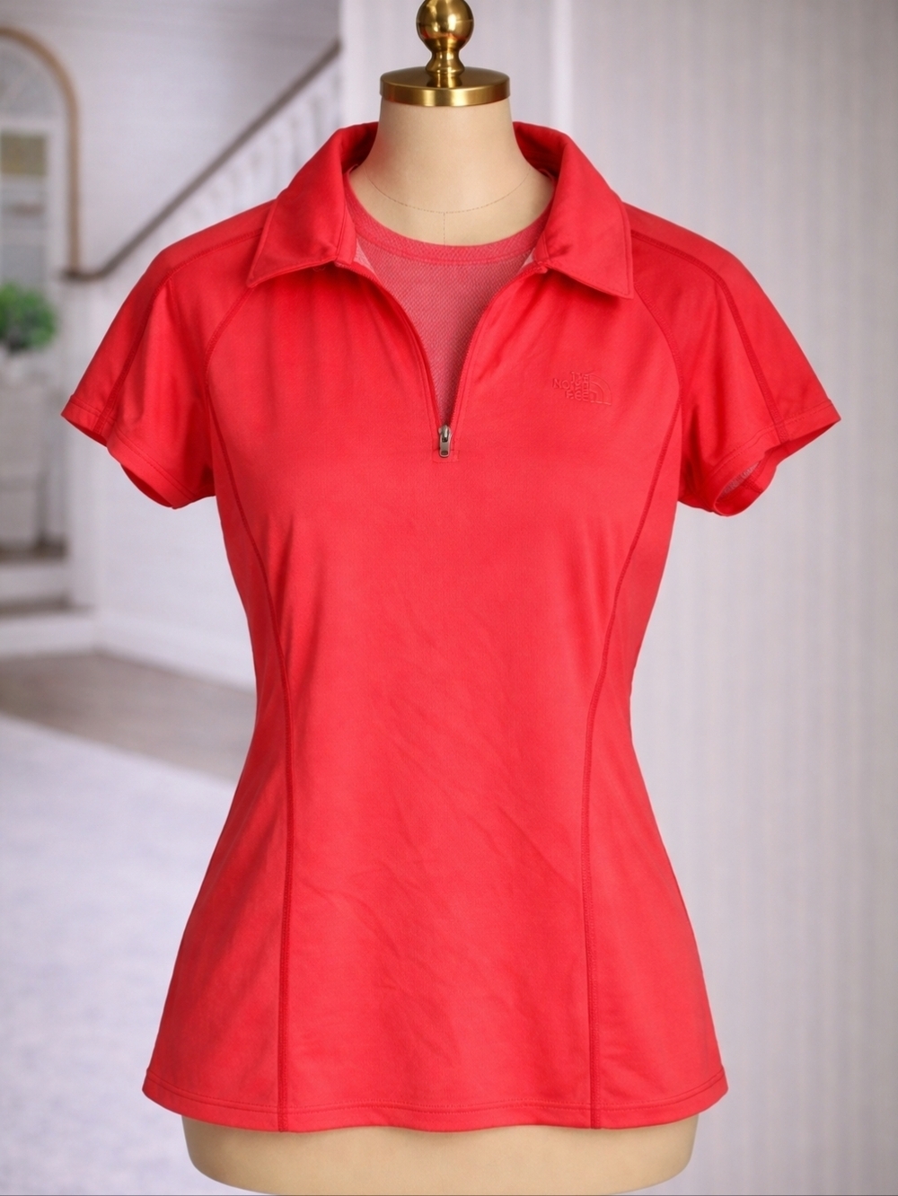 The North Face Short Sleeve Bright Summer Pink Tshirt Medium